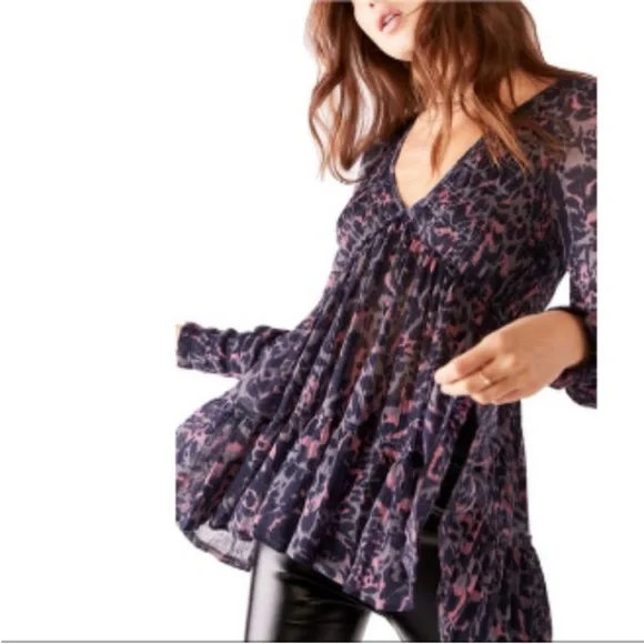 Free People Dark Romance Tunic in Dark Combo Size S - Picture 3 of 11